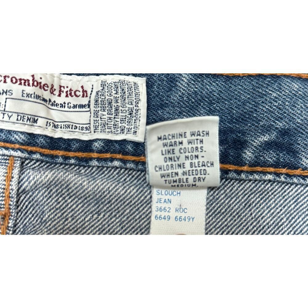 Abercrombie & Fitch Slouch Denim Shorts Size 4 Raw Hem - Picture 4 of 6